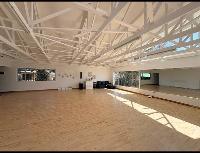 139M² OFFICE TO LET IN KYALAMI
